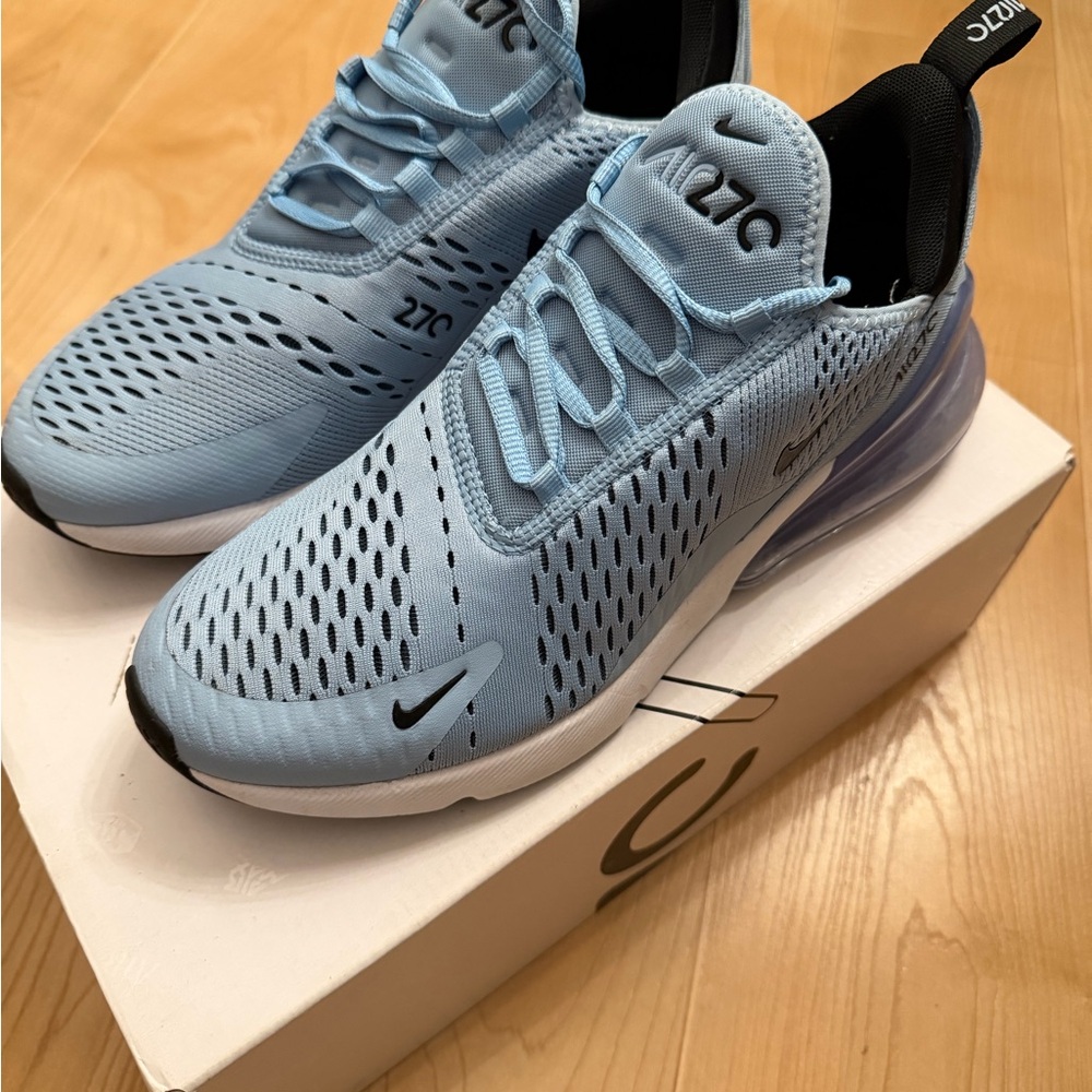 Nike Air Max 270 Light Blue Sneakers